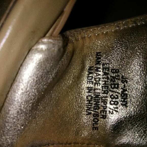 Jessica Simpson heels - Picture 3 of 3